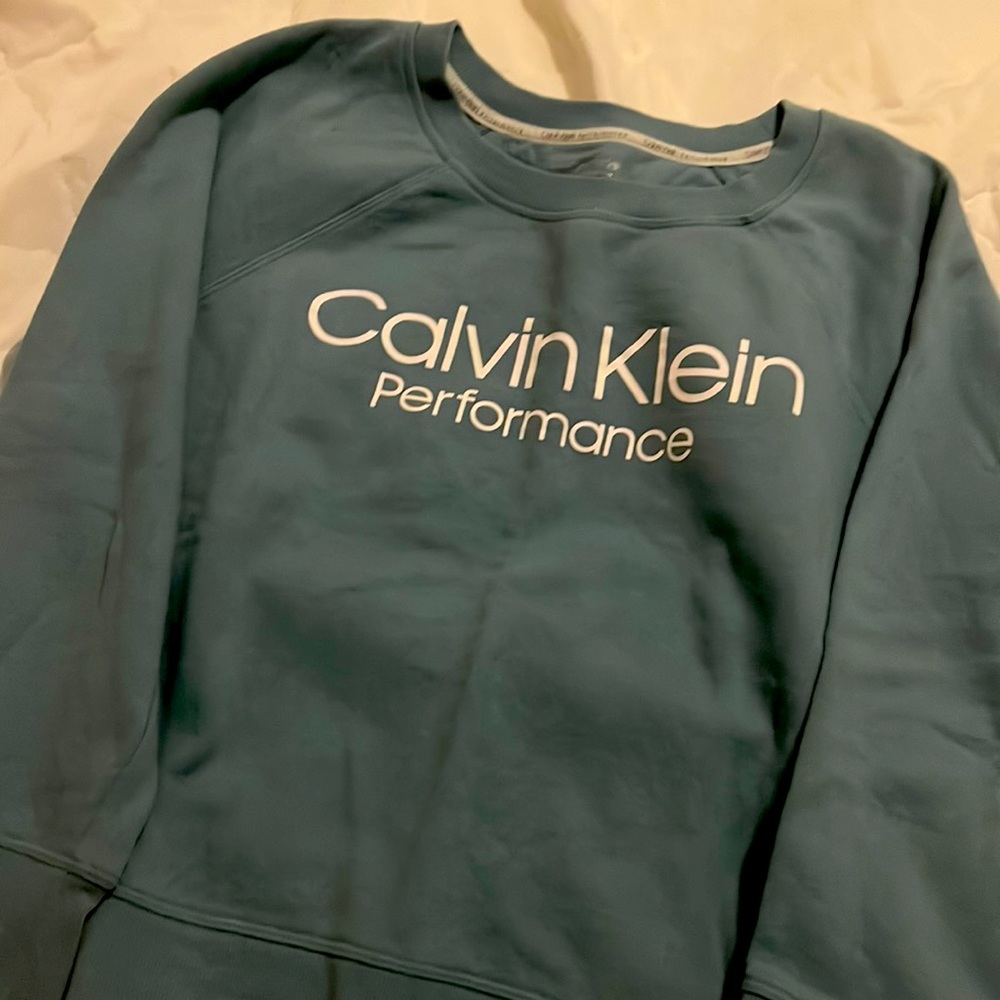 Calvin Klein Performance Pullover - Picture 2 of 2